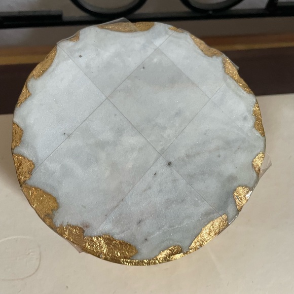 Set of 4 Gold foil marble coasters made in India - Picture 4 of 7